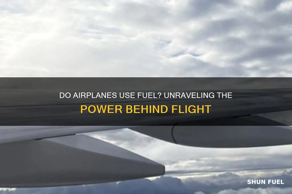 do airplane use fuel