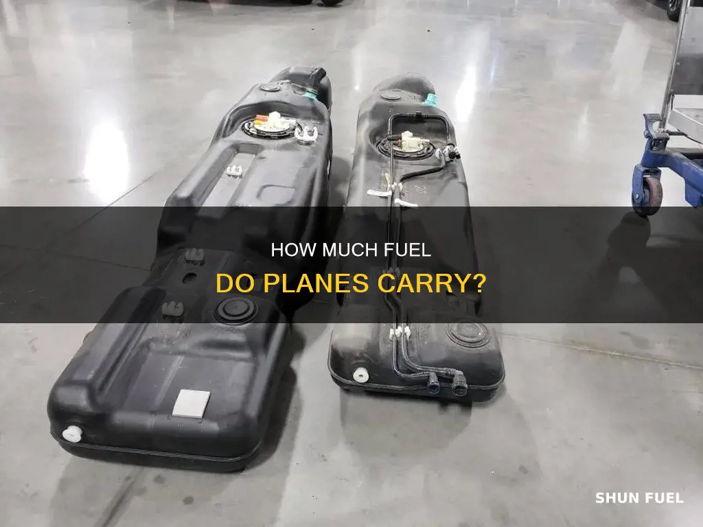 do planes always carry a full fuel tank