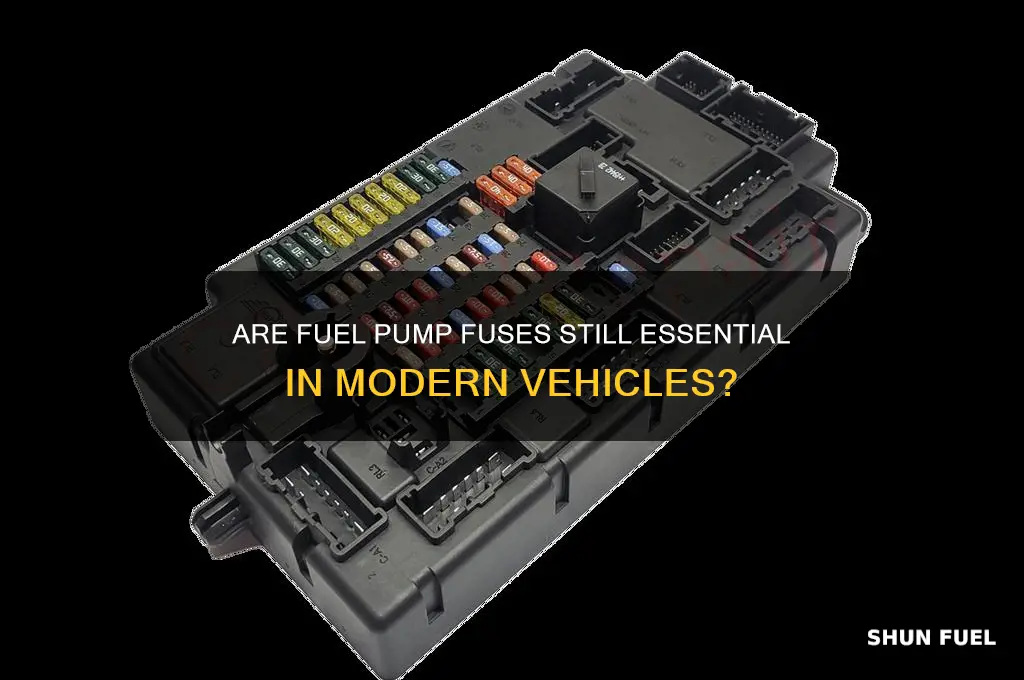 do they still use fuel pump fuses