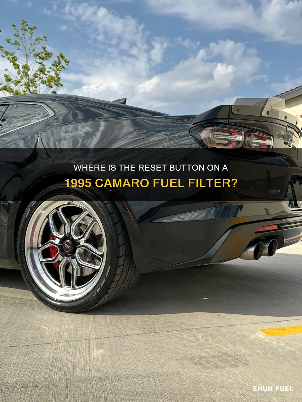 does 1995 camaro fuel filter have a reset button