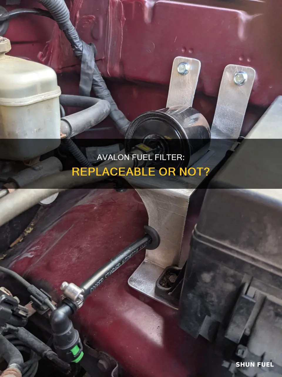 does 2004 toyota avalon have a replaceable fuel filter