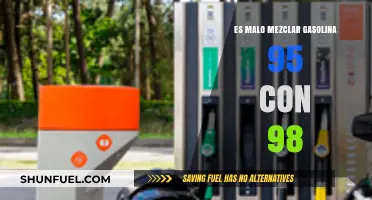 ¿Es malo mezclar gasolina 95 con 98? Lo que debes saber