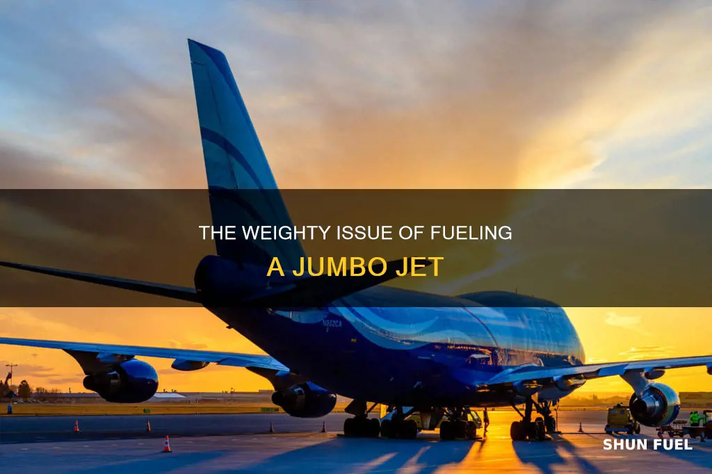how much does a 747 weigh with fuel