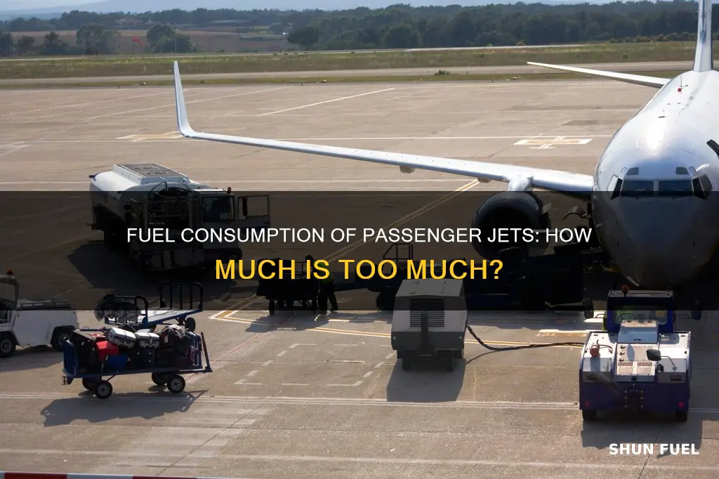 how much fuel do passenger jets use