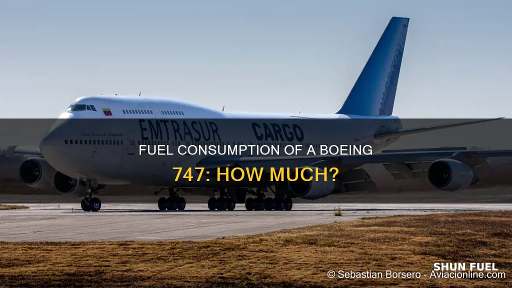 how much fuel does a boeing 747 use