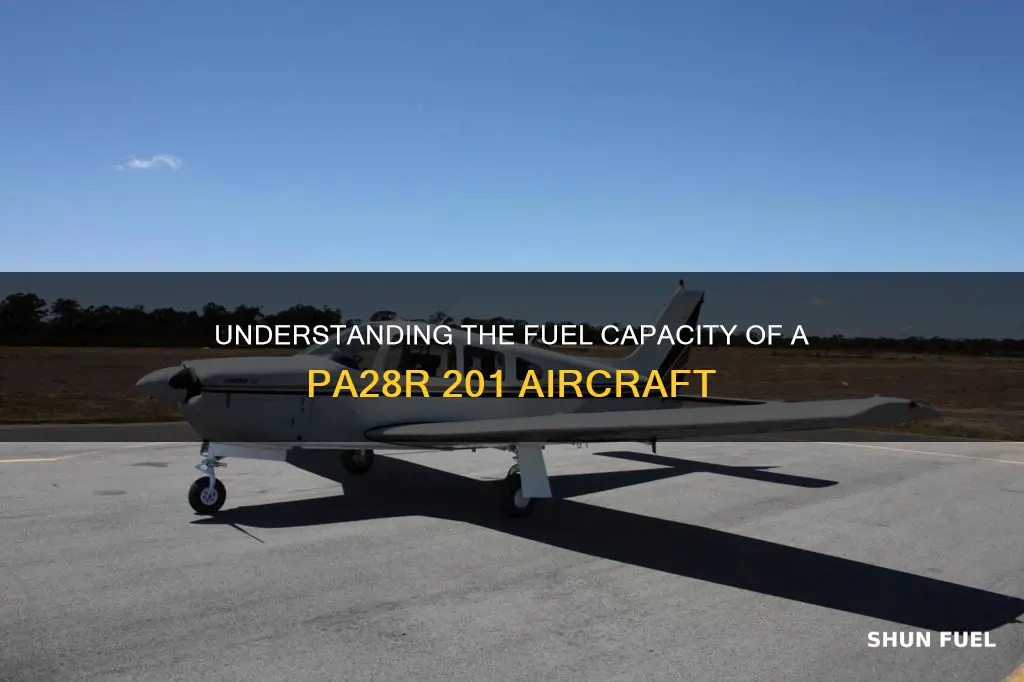 how much fuel does a pa28r 201 hold