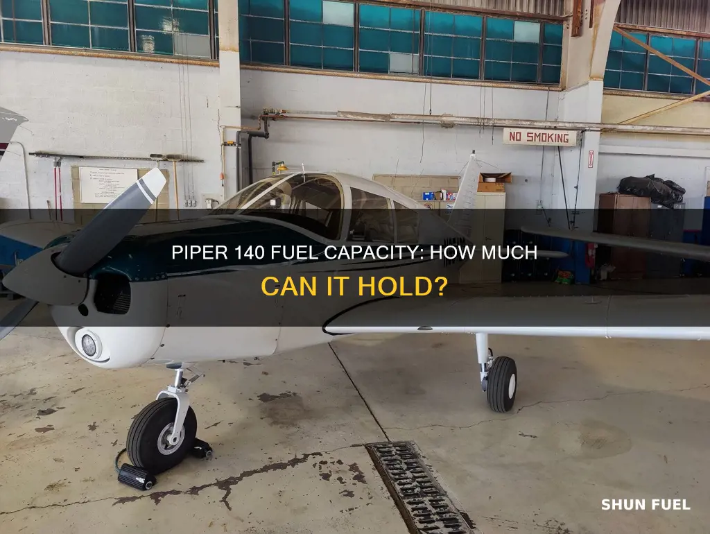 how much fuel does a piper 140 hold