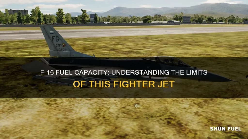how much fuel does an f 16 hold