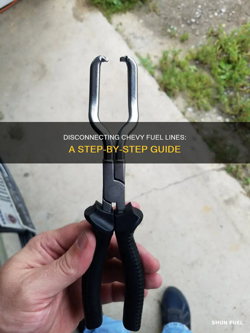 how to disconnect chevy fuel lines