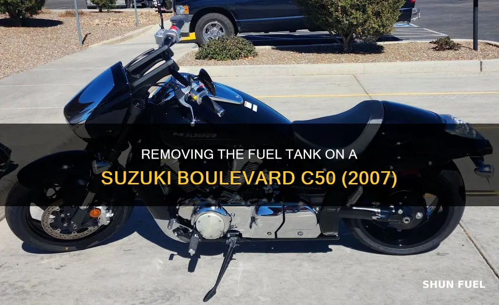 how to remove 2007 suzuki boulevard c50 fuel tank