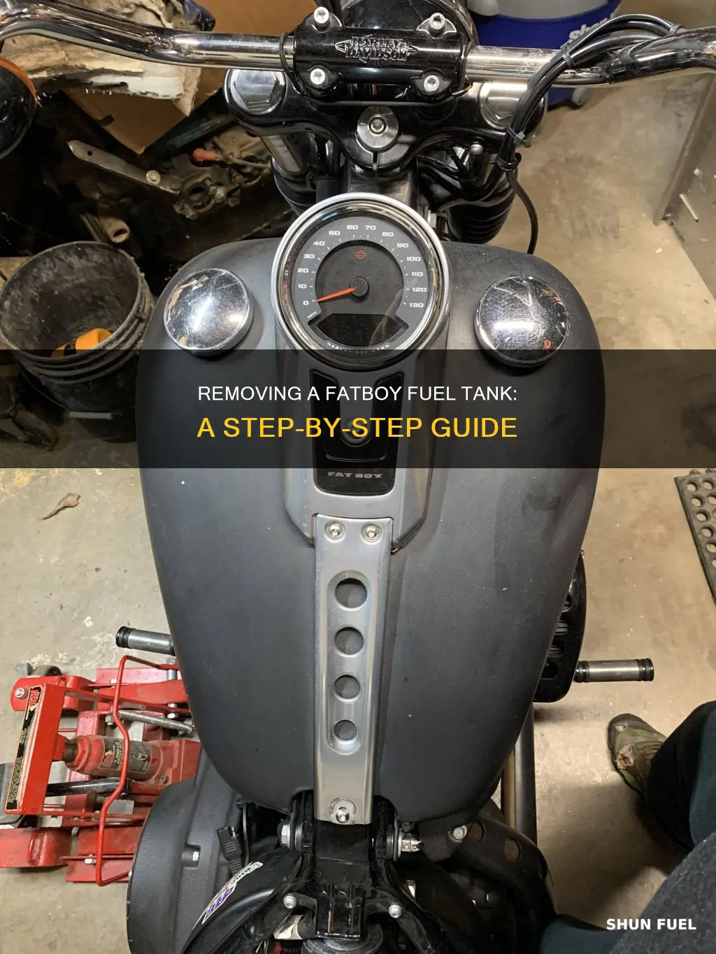 how to remove a fatboy fuel tank
