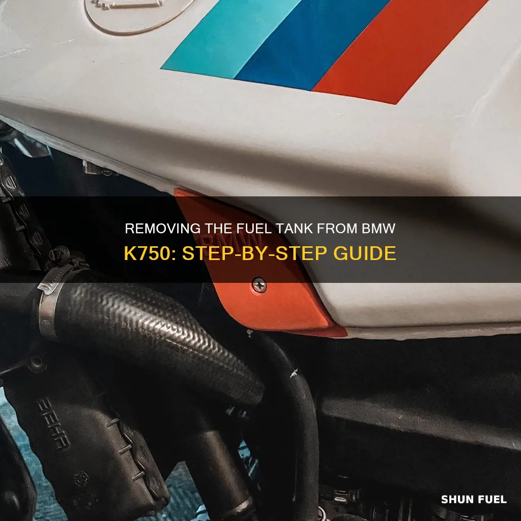 how to remove the fuel tank from the bmw k750