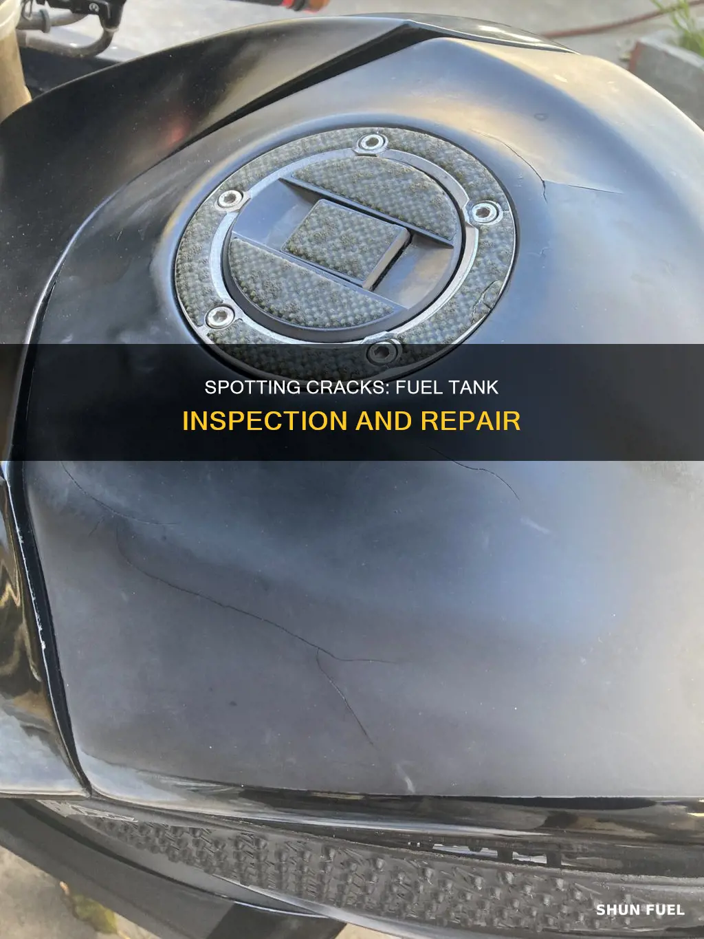 how to tell if crack in car fuel tank