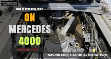 How to Turn On the Fuel Pump in a Mercedes 4000