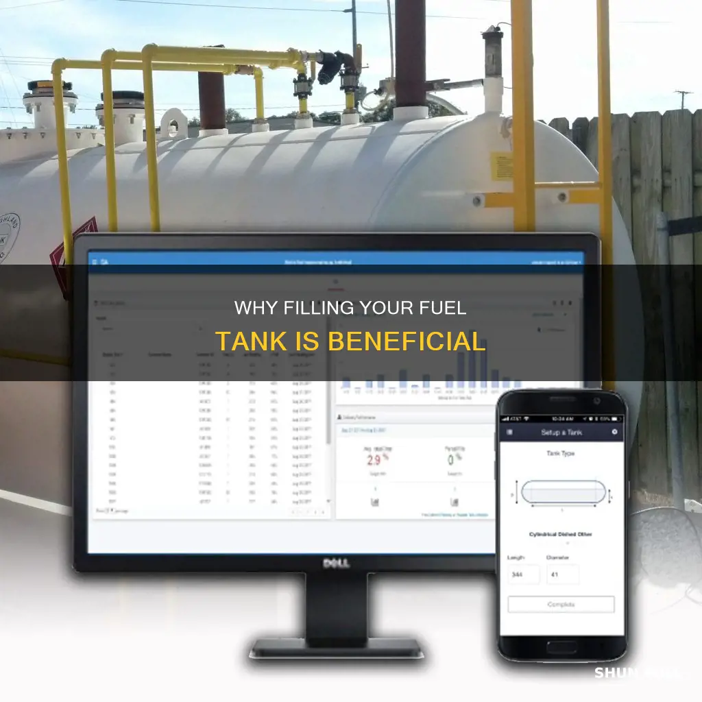 is it better to fill fuel tank full