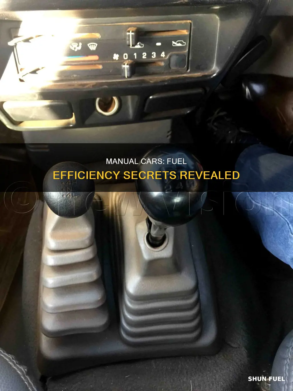 why are manual cars more fuel efficient
